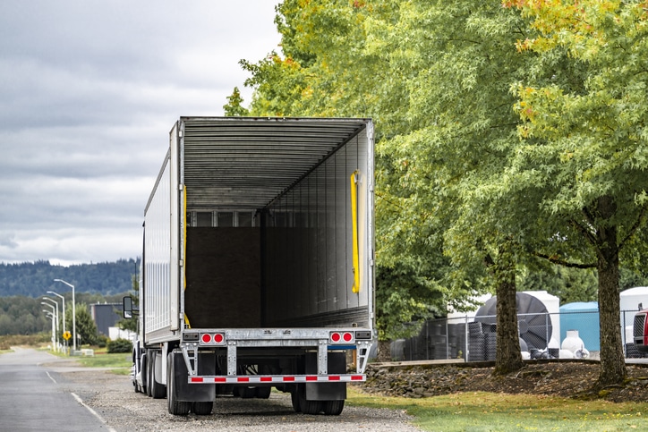 How Dear John Delivers, Sets Up, and Picks Up Trailers